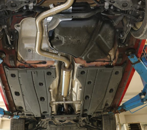 Audi A3 - 8V - Einzelradaufhängung Vorschalldämpfer – Bild 4