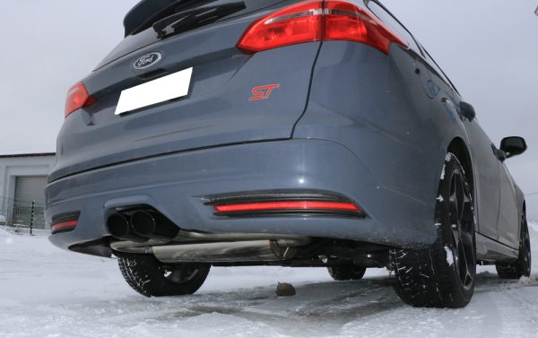 Ford Focus III ST Turnier Diesel Endschalldämpfer quer Ausgang mittig - 2x115x85 Typ 32 mittig schwarz beschichtet