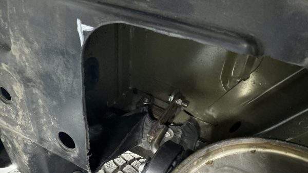 VW Bus T6.1 4motion Endschalldämpfer Ausgang rechts/links - 2x80 Typ 25 rechts/links – Bild 5