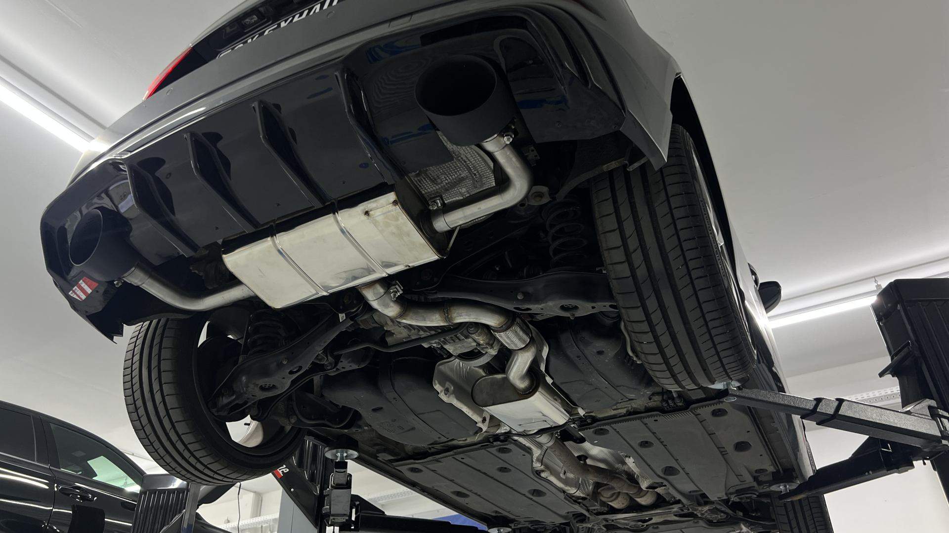 Audi A3 - 8V Sportback quattro Facelift Endschalldämpfer Ausgang rechts/links inklusive Vorschalldämpfer - 160x130 Typ 38 rechts/links schwarz – Bild 2